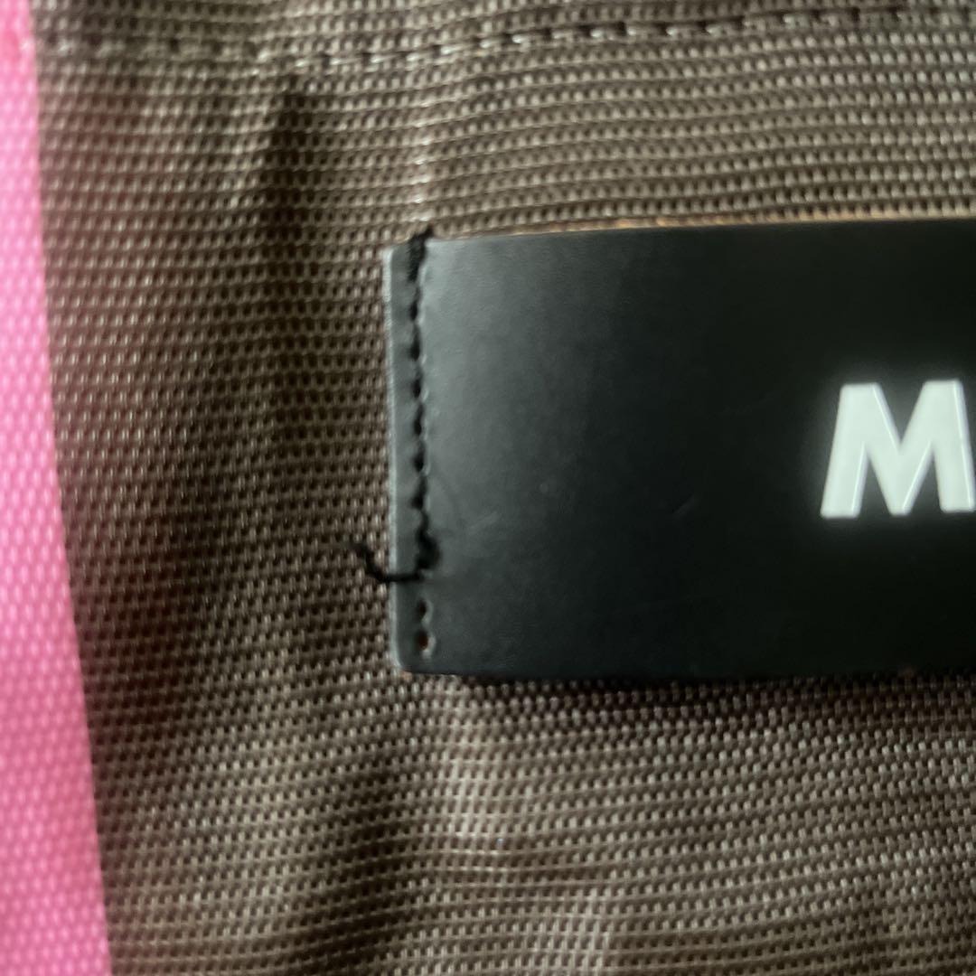 マルニ　バック