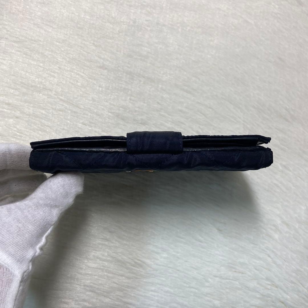 希少モデル　人気　PRADA プラダ　二つ折り　財布　紺　黒　タグ　ヴィンテージ