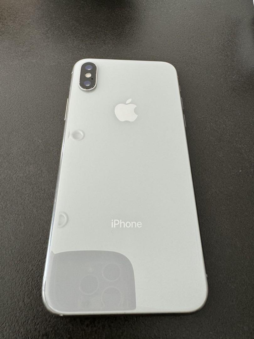 さ*る様 Apple iPhone X シルバー 本体