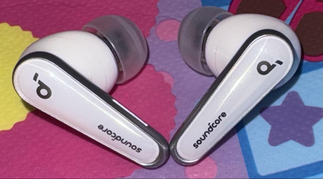 【美品】Anker Soundcore Liberty 4／ホワイト
