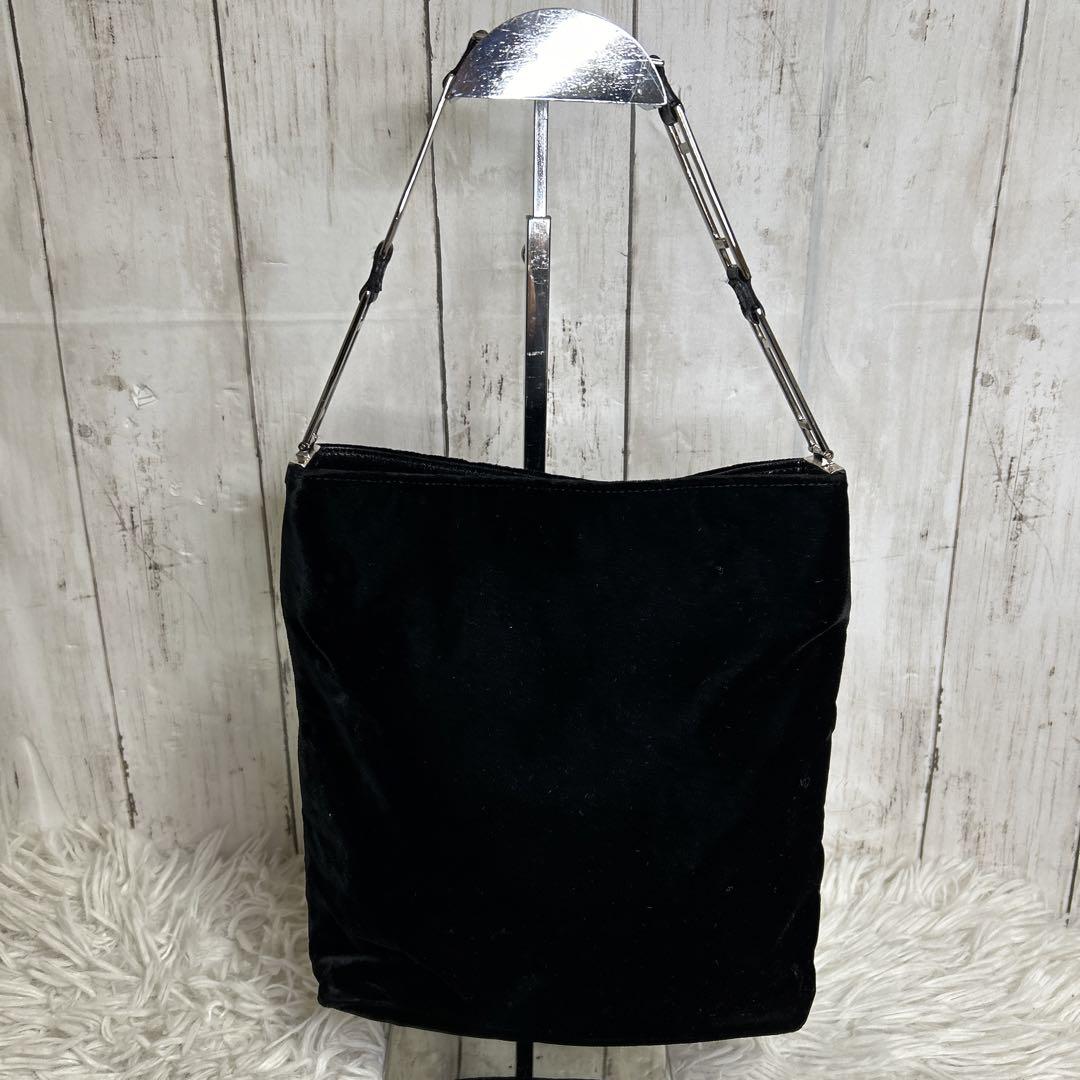 ★ FENDI