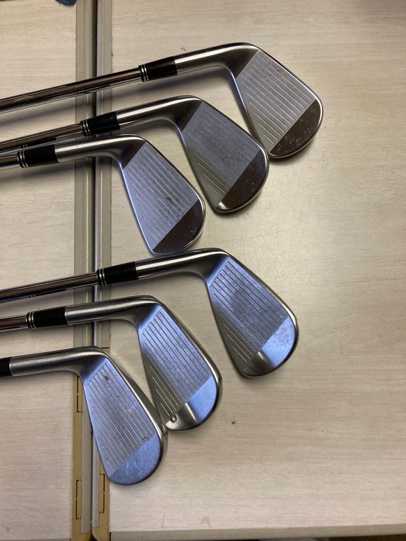 キャディーバッグスリクソンZ545アイアンセット6からP傷や汚れあり