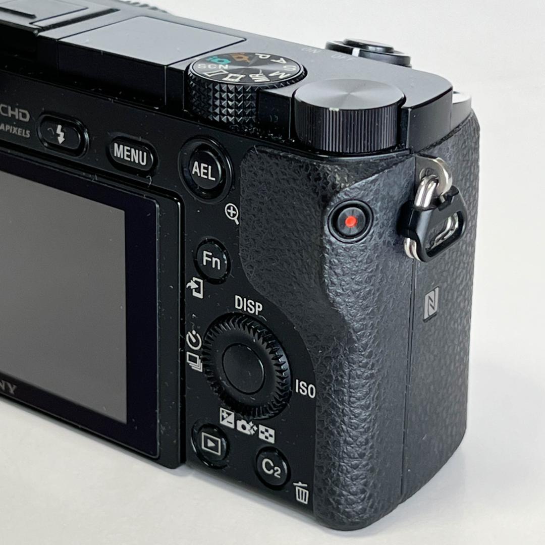 SONY α6000＋単焦点レンズ1本 シャッター回数少