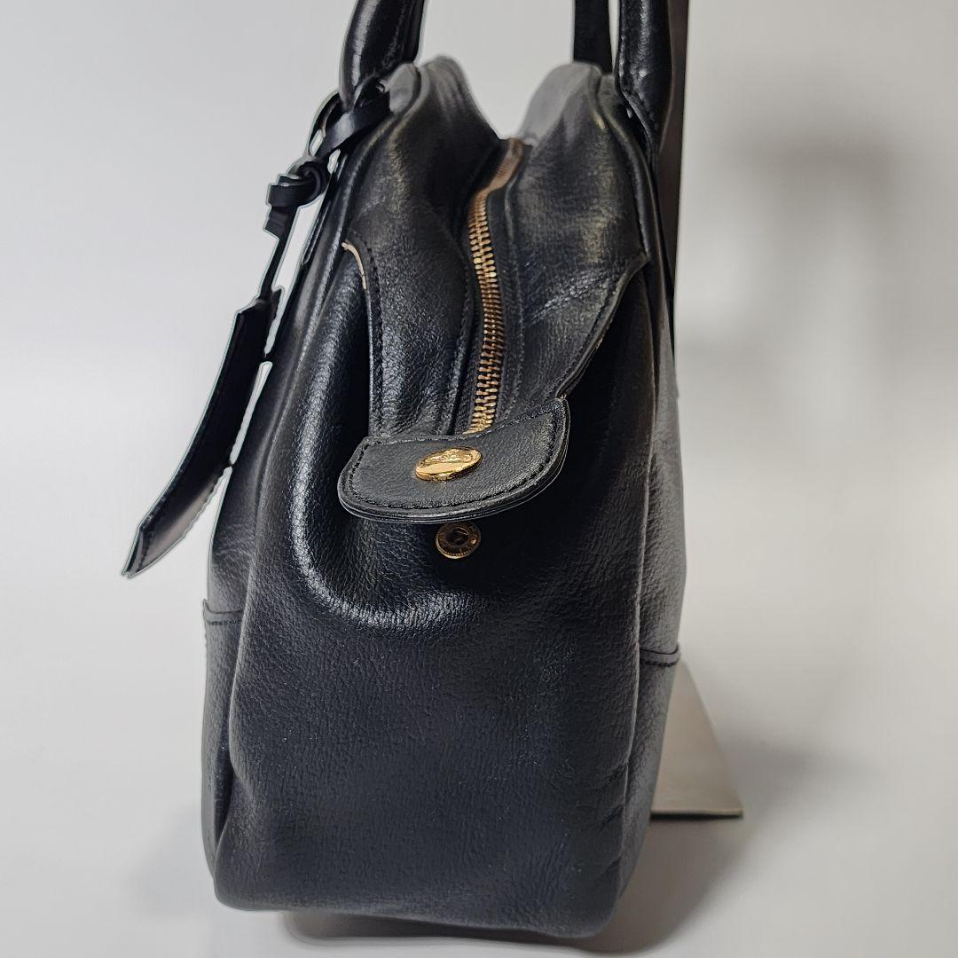 極美品✨ヴィヴィアンウエストウッド ヤスミン オーブ EXECUTIVE 黒 美品✨ヴィヴィアンウエストウッド ヤスミン オーブ EXECUTIVE
