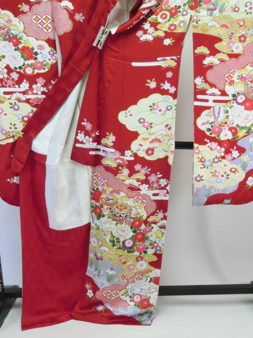 半額ストア Q4042】Sビッグサイズお仕立て上がり正絹振袖 赤地に花、貝桶 着物・浴衣