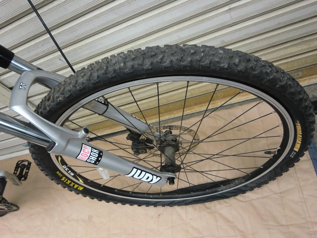 1106：ルイガノ　HCキャスパープロ　ジャンク　引取限定：埼玉県所沢