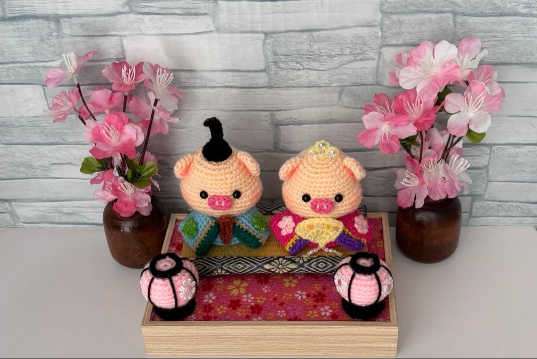 あみぐるみ　節分　こぶたちゃんの鬼に変身　３体セット 節分 鬼の編みぐるみ お飾り《合計販売数45セット》 | iichi 日々の