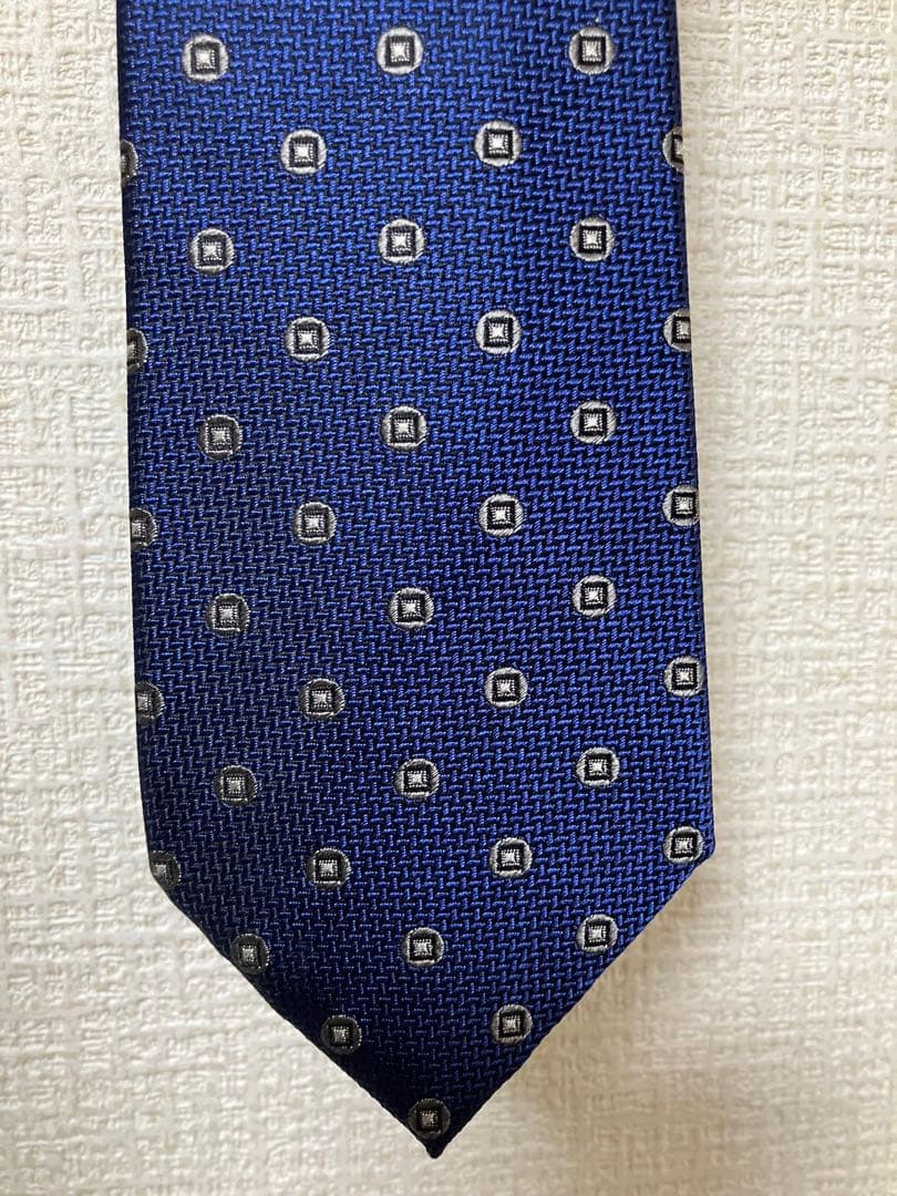 【ほぼ新品！】Giorgio Armani ネイビー ドット柄 シルク ネクタイ