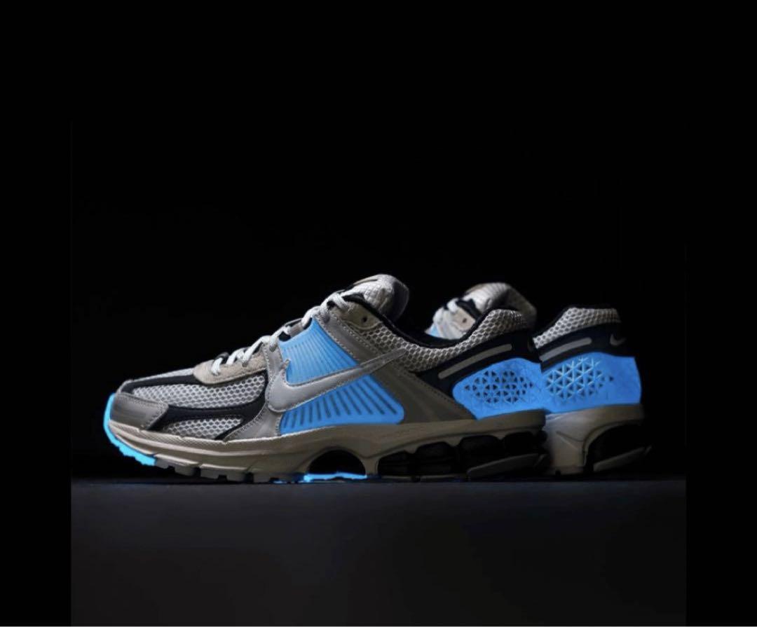 靴 Zoom Vomero 5 Premium \"Supersonic\" 27cm