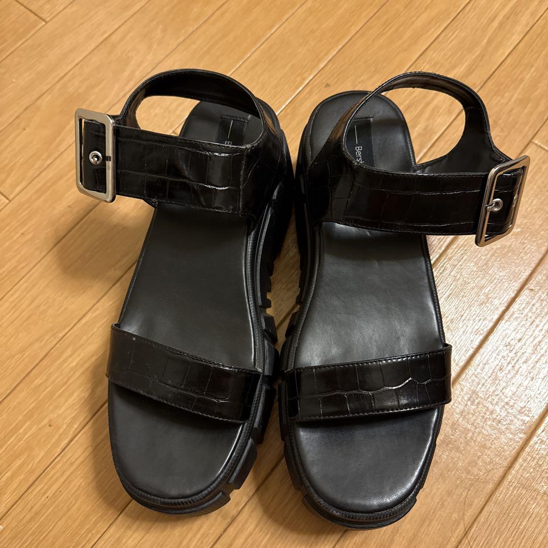 SISE ブラック レザー サンダル 厚底 SISE ブラック レザー サンダル 厚底 - メルカリ