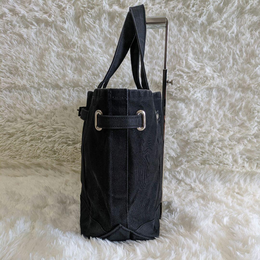 美品☆シータパランティカ　A4収納　通勤　 黒
キャンバストートバッグ ブラック