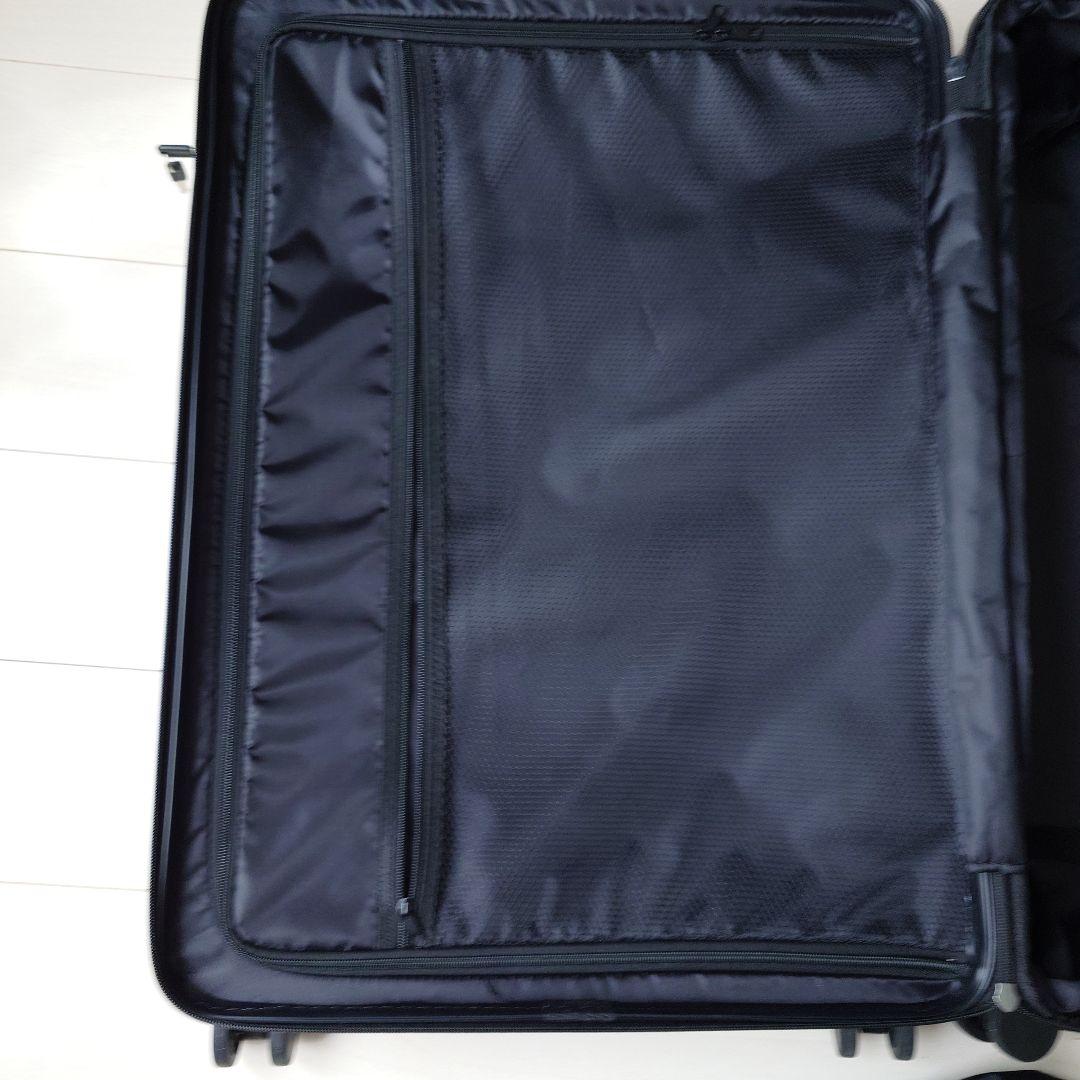 TRAVEL SENTRY TSAロック付きスーツケース