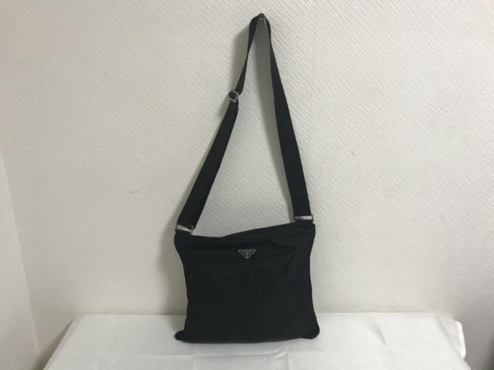 39%割引グレイ系【国内正規総代理店アイテム】 本物プラダPRADA 直営店で購入した正規品 PRADA ショルダーバッグ ボディーバック ショルダーバッグ