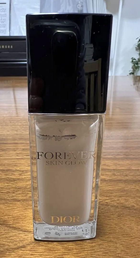 DIORスキンフォーエヴァー フルイド グロウ30mLリキッド ファンデーション