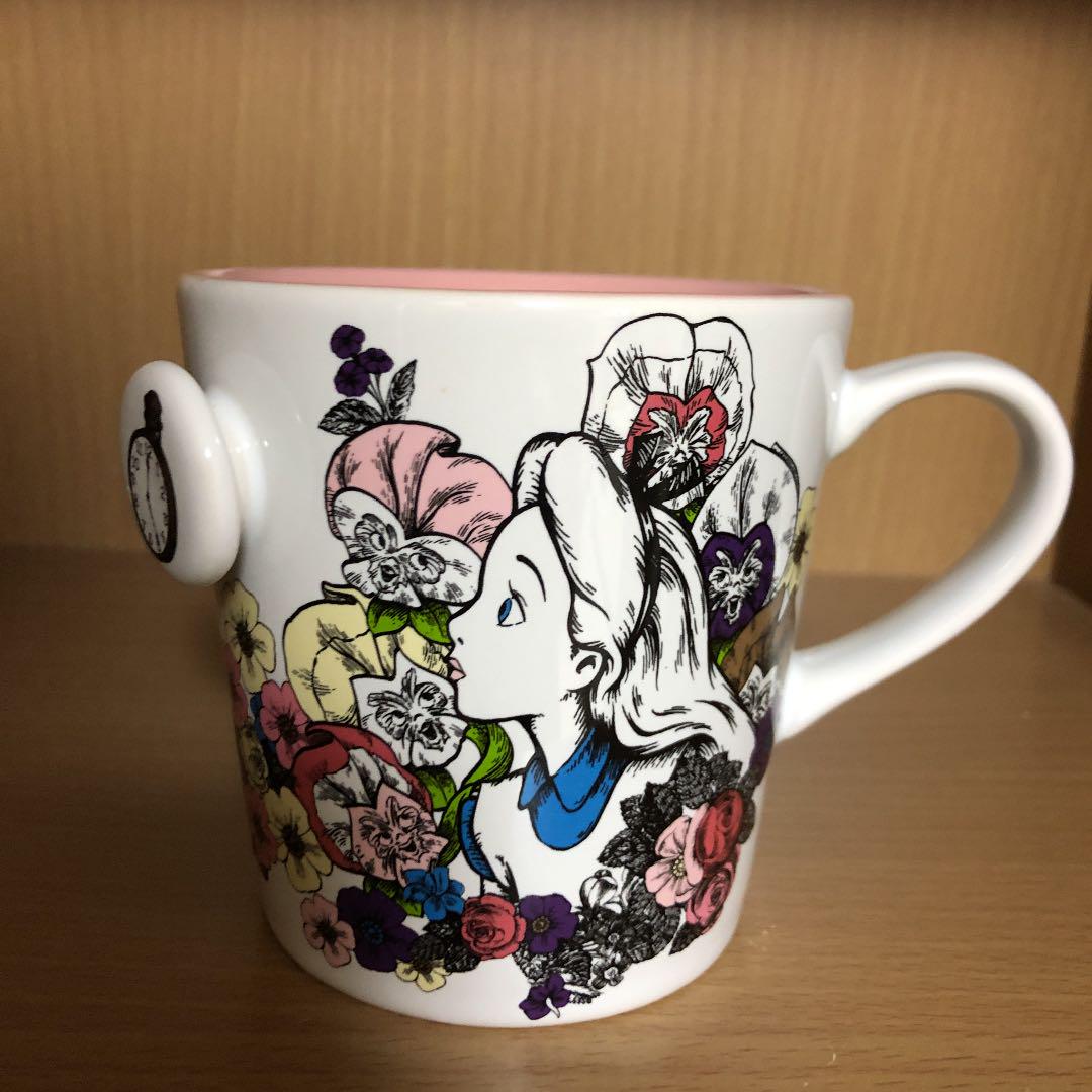 メルカリ ディズニーランド アリスマグカップ 食器 1 800 中古や未使用のフリマ メルカリ ディズニーランド アリスマグカップ 食器 1 800 中古や未使用のフリマ