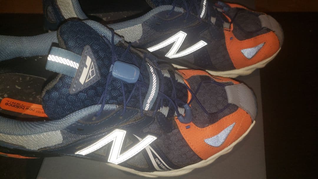 New Balance トレイルランニングシューズ ネイビー/オレンジ