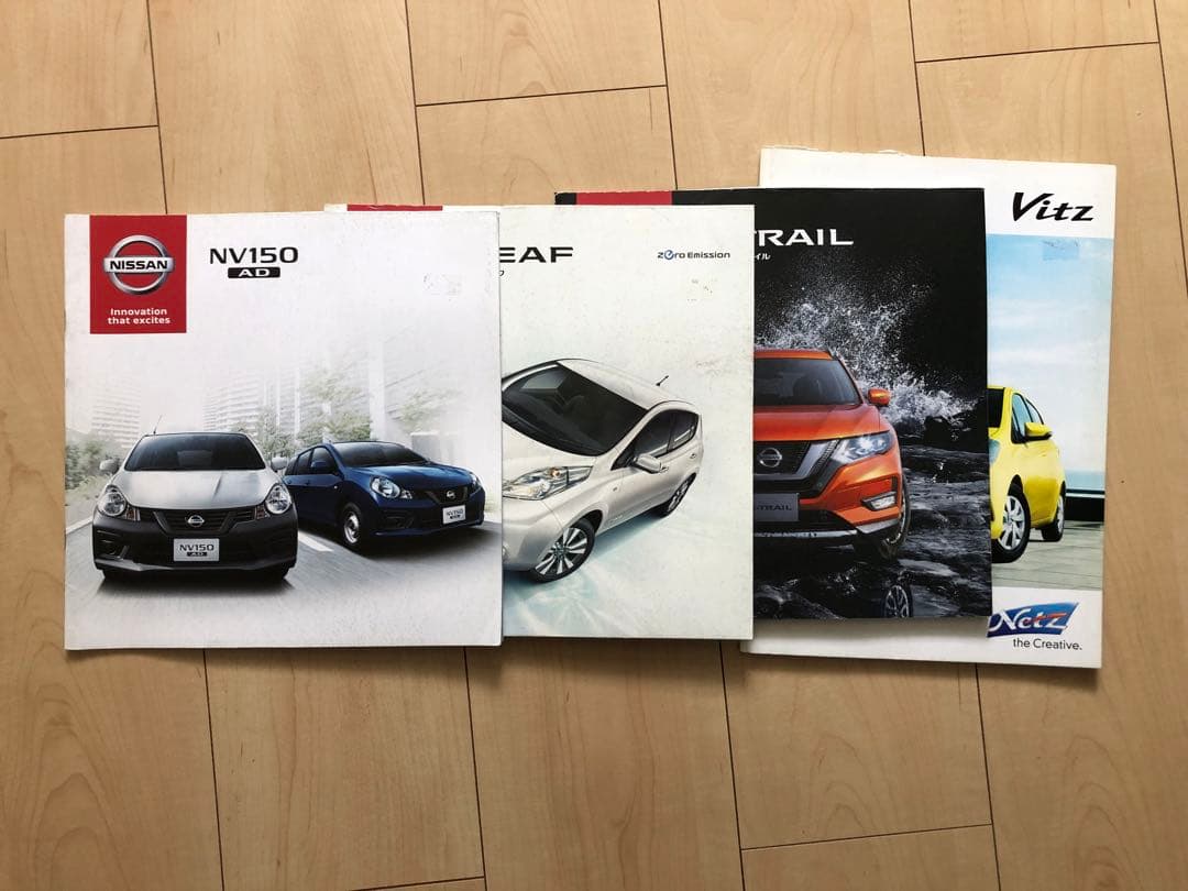 うg4704W21やや傷や汚れあり