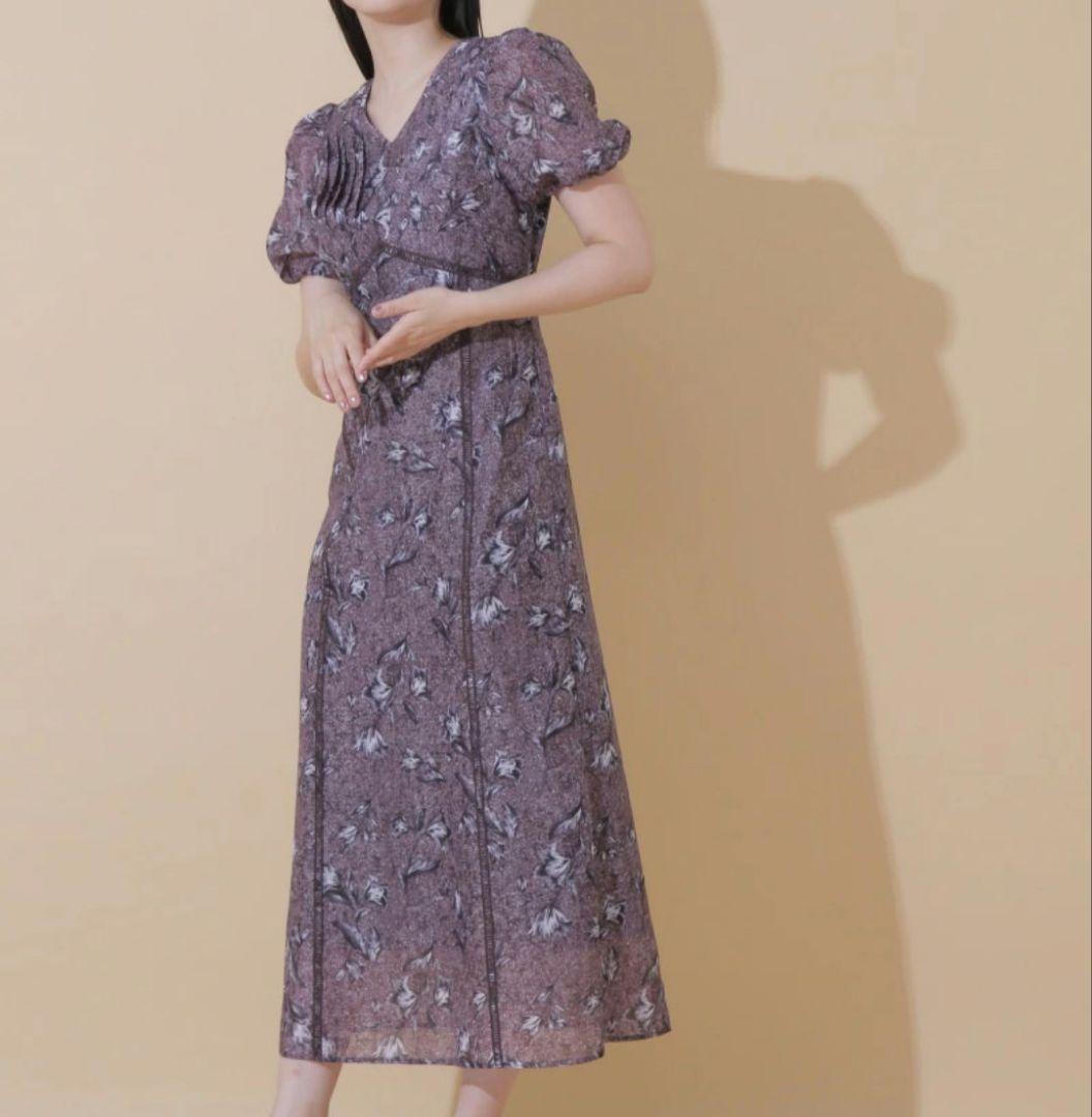 ドローイングフラワープリントワンピース JILL by JILL STUART