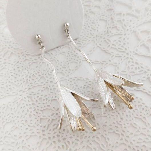 新品　ゾーラ　easter lily　ピアス ユリ 花 シルバー