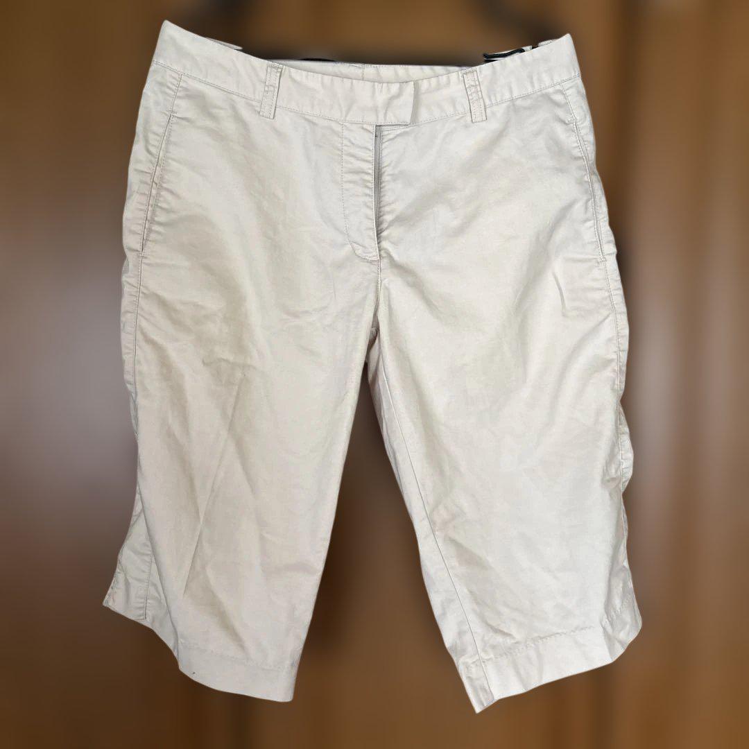 adidas アイボリー ショートパンツ 5,000円