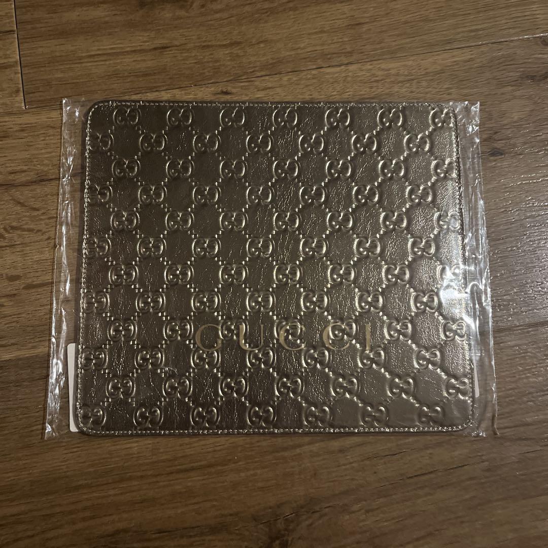 GUCCI ゴールドレザー マウスパッド