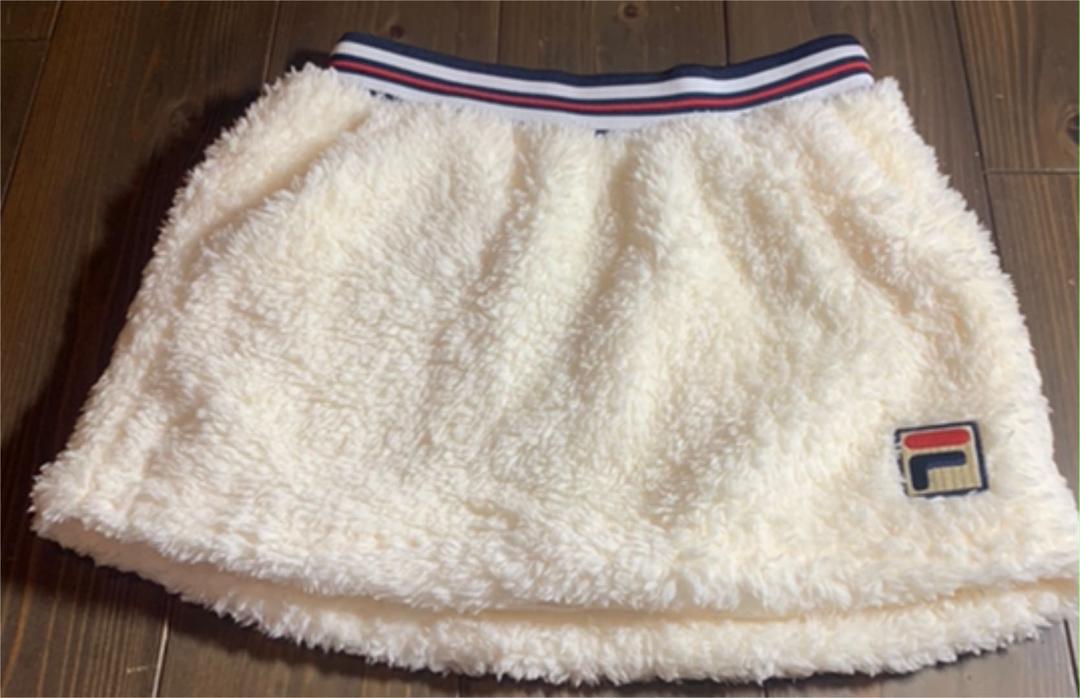 フィラ Fila テニス ボアスコート 新品タグ付き Sサイズ