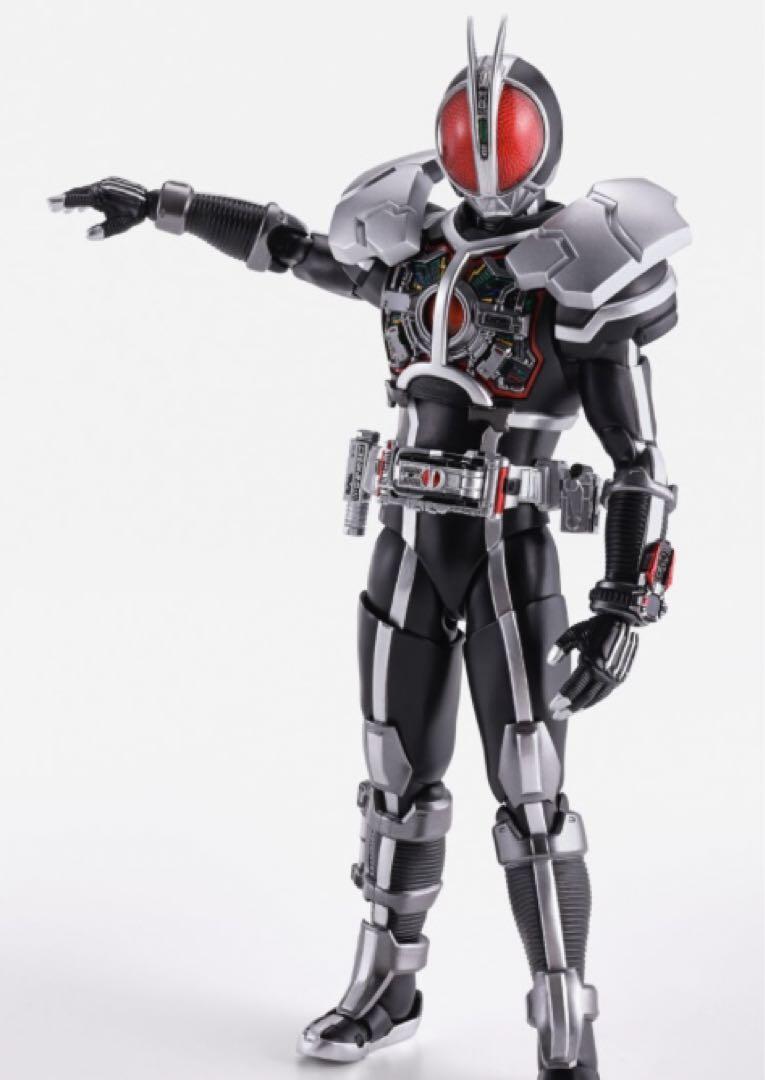 S.H.Figuarts（真骨彫製法） 仮面ライダーファイズ アクセルフォーム