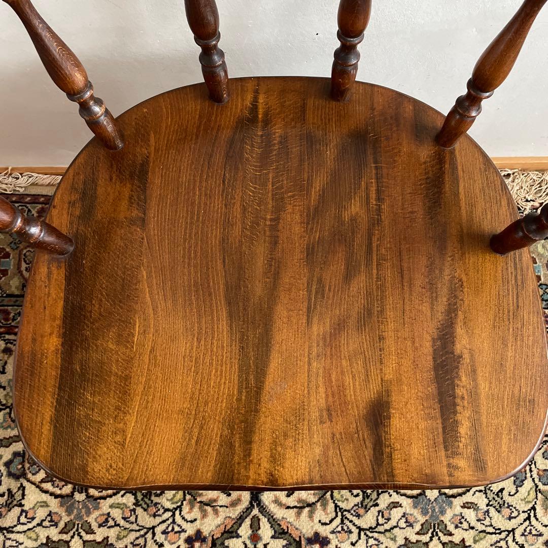 ウィンザーアームチェア