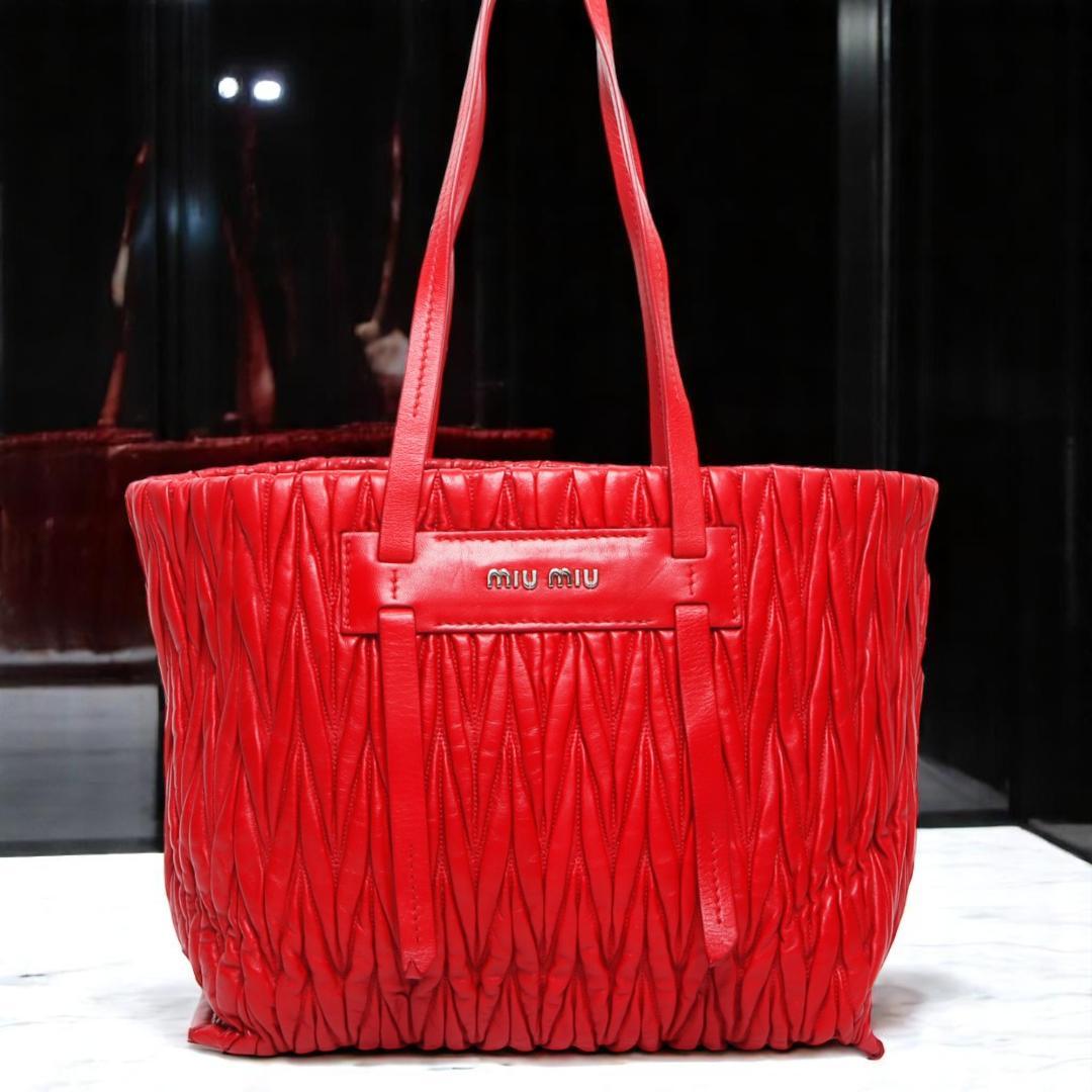 miu miu トートバッグ マテラッセ レザー トートバッグ