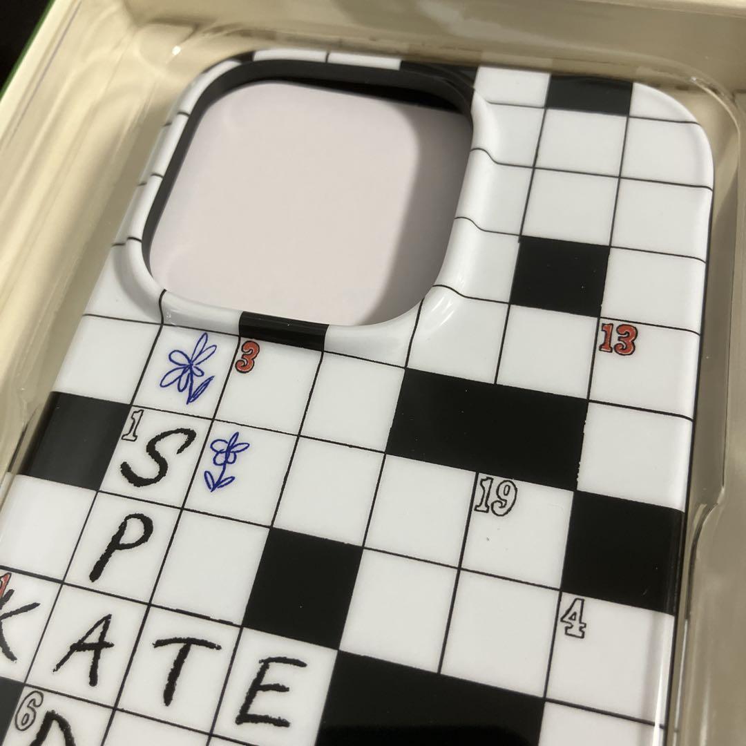 新品　未使用　iPhone16proケース　クロスワードパズル　ゲーム 新品 未使用 iPhone16proケース クロスワードパズル ゲーム