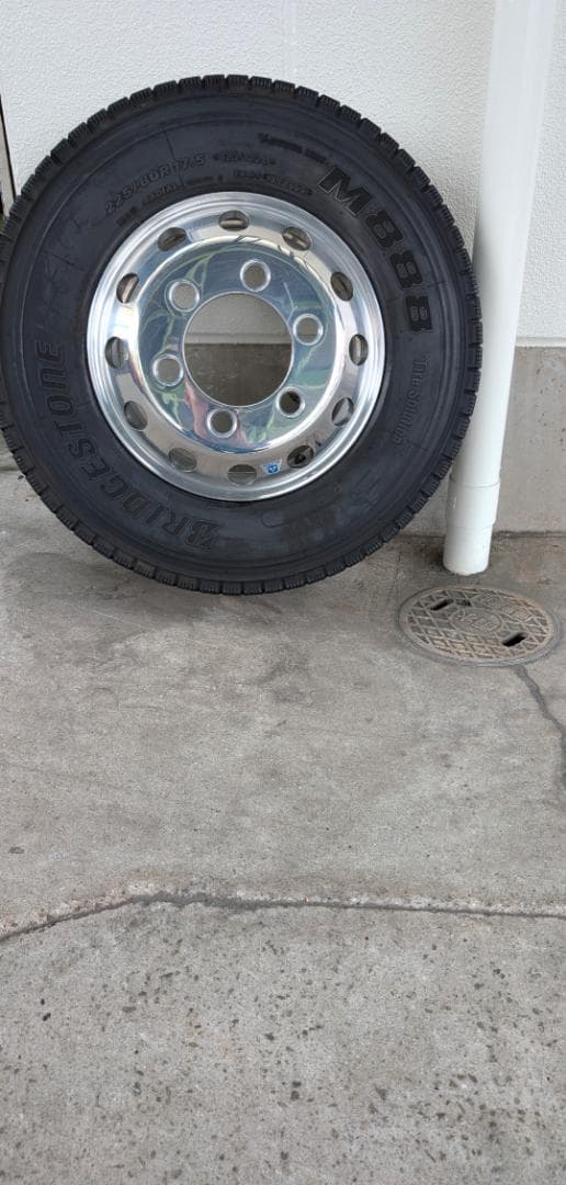 225 80R17.5 17.5×6.00 タイヤホイルセットやや傷や汚れあり