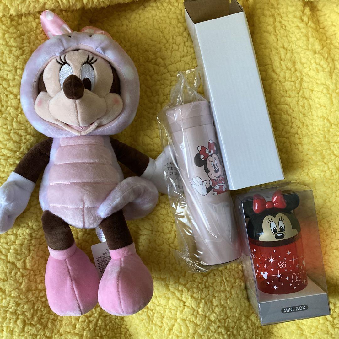 ディズニーストア ミッキー ミニー 干支　ぬいぐるみ ステンレスボトル ② ディズニーストア 干支 ぬいぐるみ 巳年 巳 ミニー 水筒