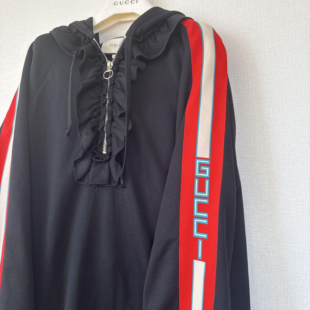 ワンピース GUCCI