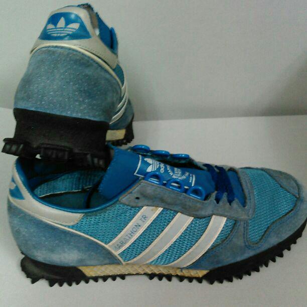 格安限定品 アディダスadidasユーゴスラビア製マラソントレーナー青23.5㎝ UK5.5 xukoZ-m123872510 HOTお買い得