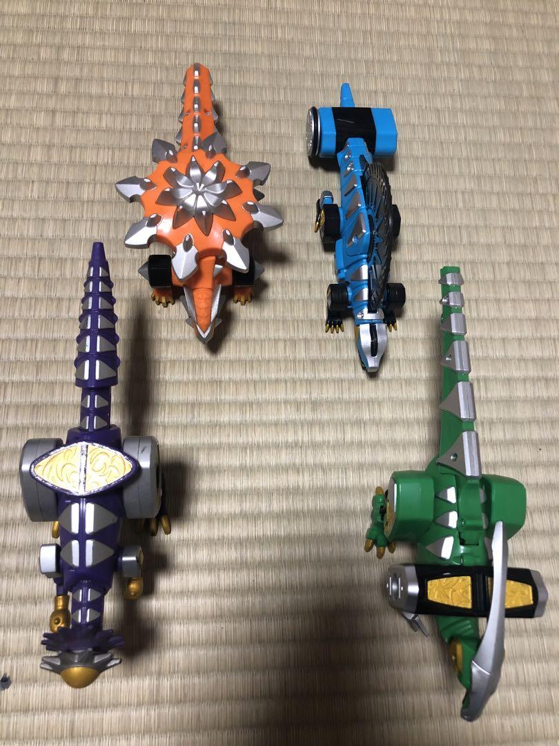 バキケロナグルス、ディメノコドン、パラサロッキル、アンキロベイルス