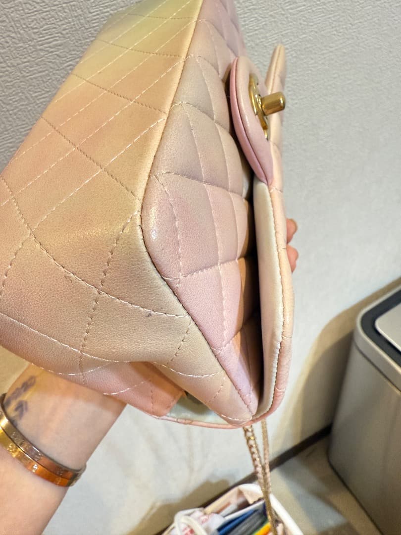 CHANEL ピンク キルティング mini バッグ