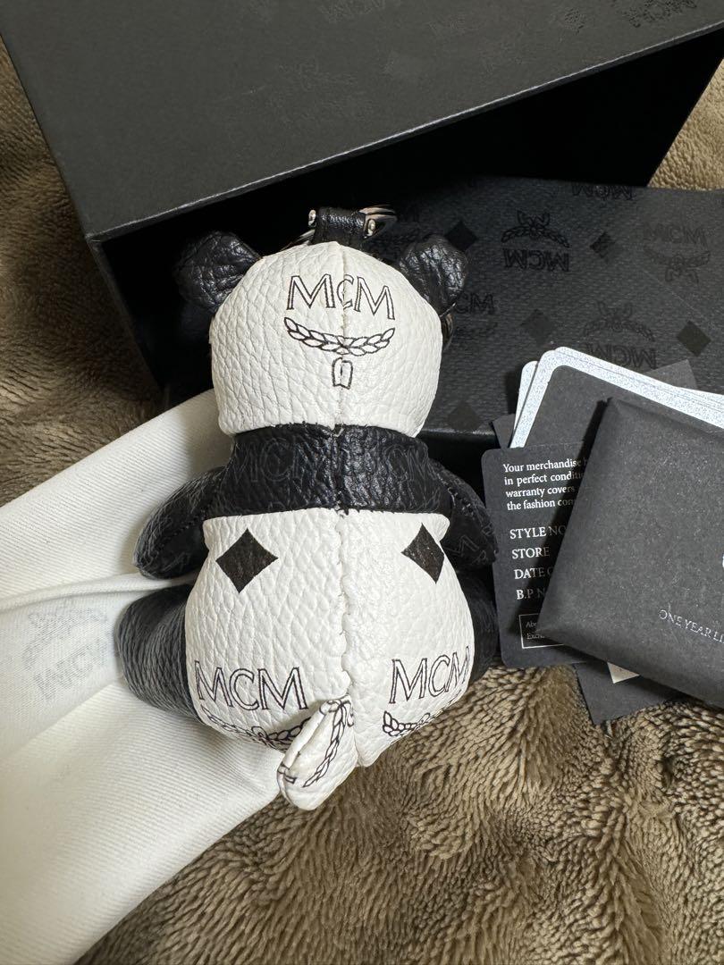 MCM キーホルダー バッグチャーム パンダ