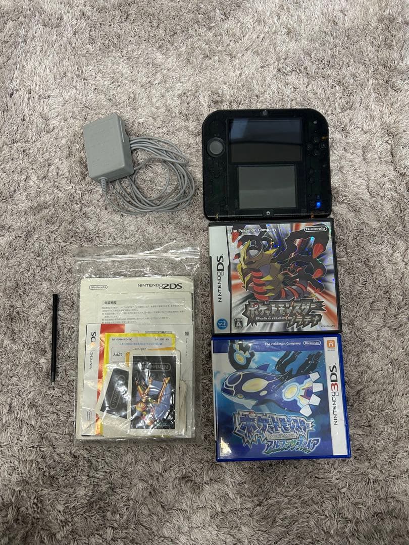 ニンテンドー2DS 本体 ポケモンソフトセット目立った傷や汚れなし