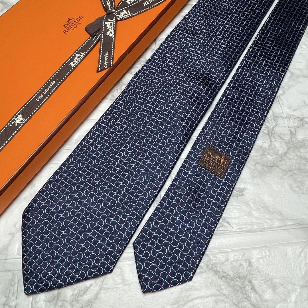 H織りタイ 7 cm 《ファソネ H》 | Hermès - エルメス-公式サイト
