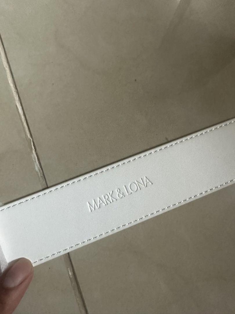 未使用品　MARK & LONA  マークアンドロナ メンズ ベルト　ホワイト