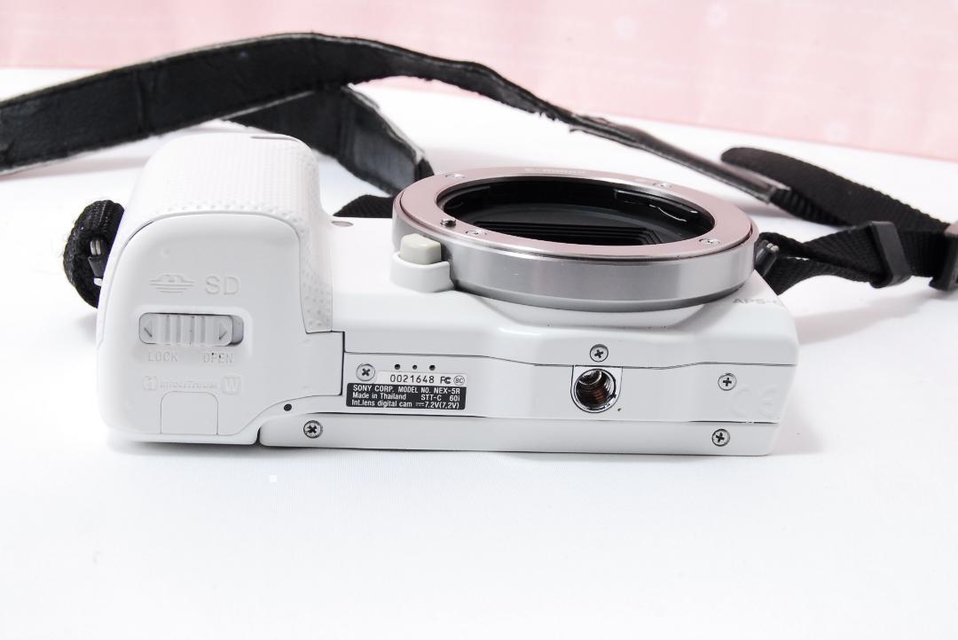 〓スマホ転送・自撮りOK〓SONY ソニー NEX-5R ミラーレス一眼♪