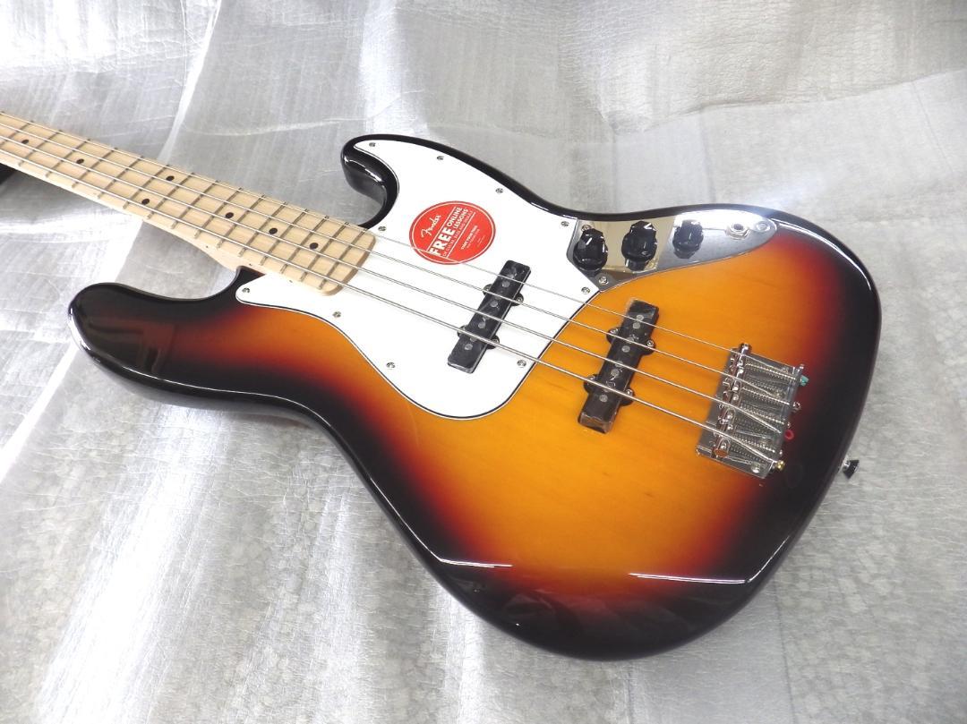 Squier by Fender　エレキベース　ジャズベースギター