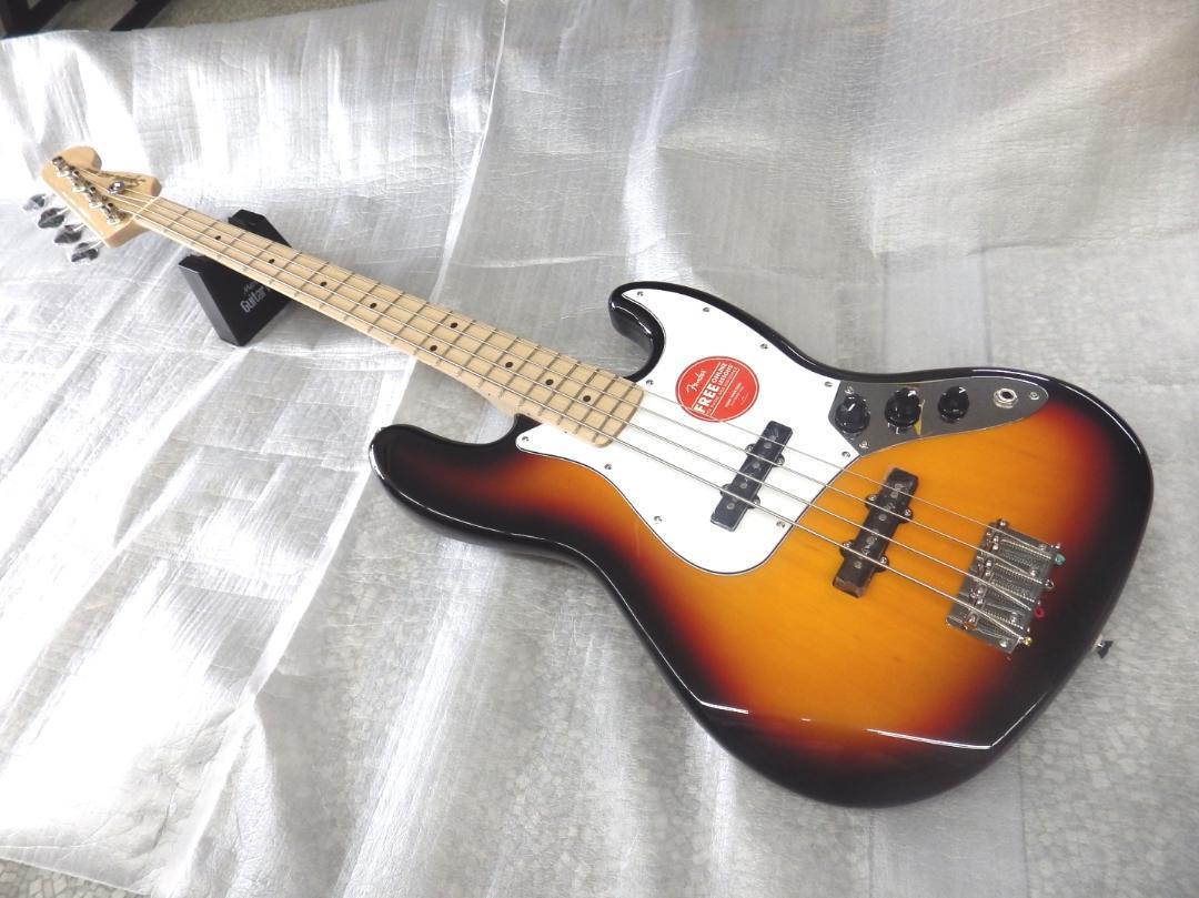 Squier by Fender　エレキベース　ジャズベースギター