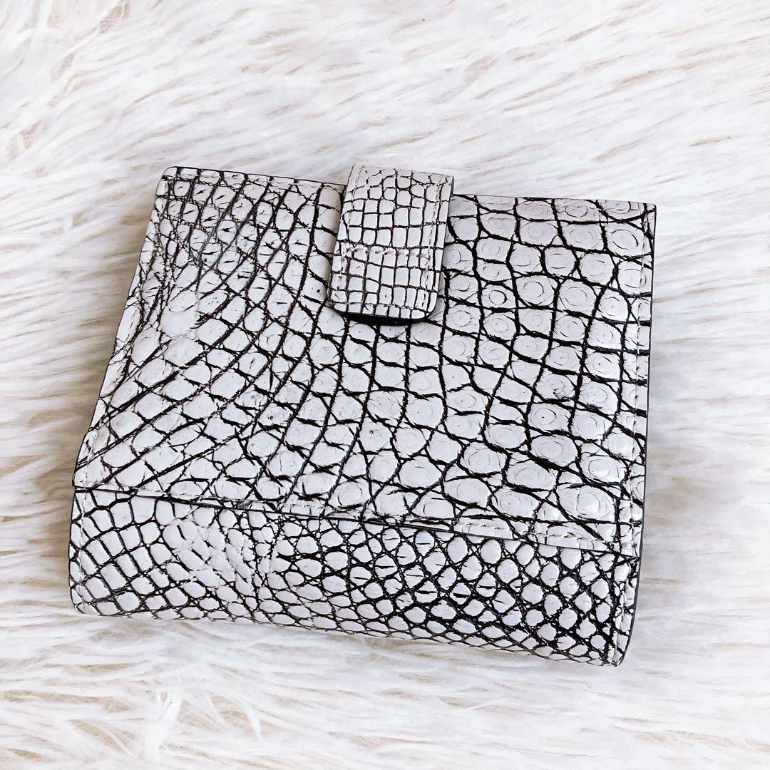 未使用✨️Crocodile✨️クロコダイル革2つ折り財布　バニラ　クロワロワイヤル