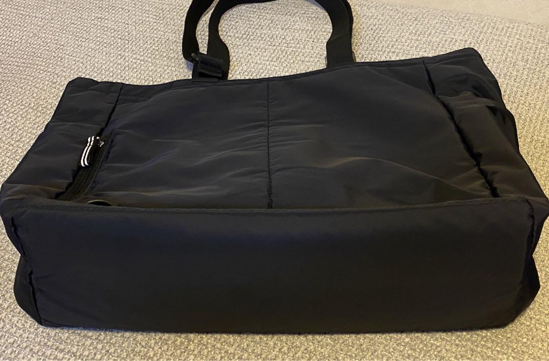 アニエスべー AC12 E BAG ペアレンツバッグ(マザーズバッグ)