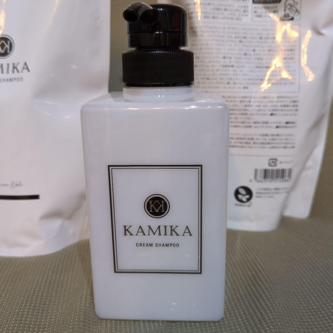 新品未開封　カミカ　KAMIKA クリームシャンプー 600g ２個　ボトル付