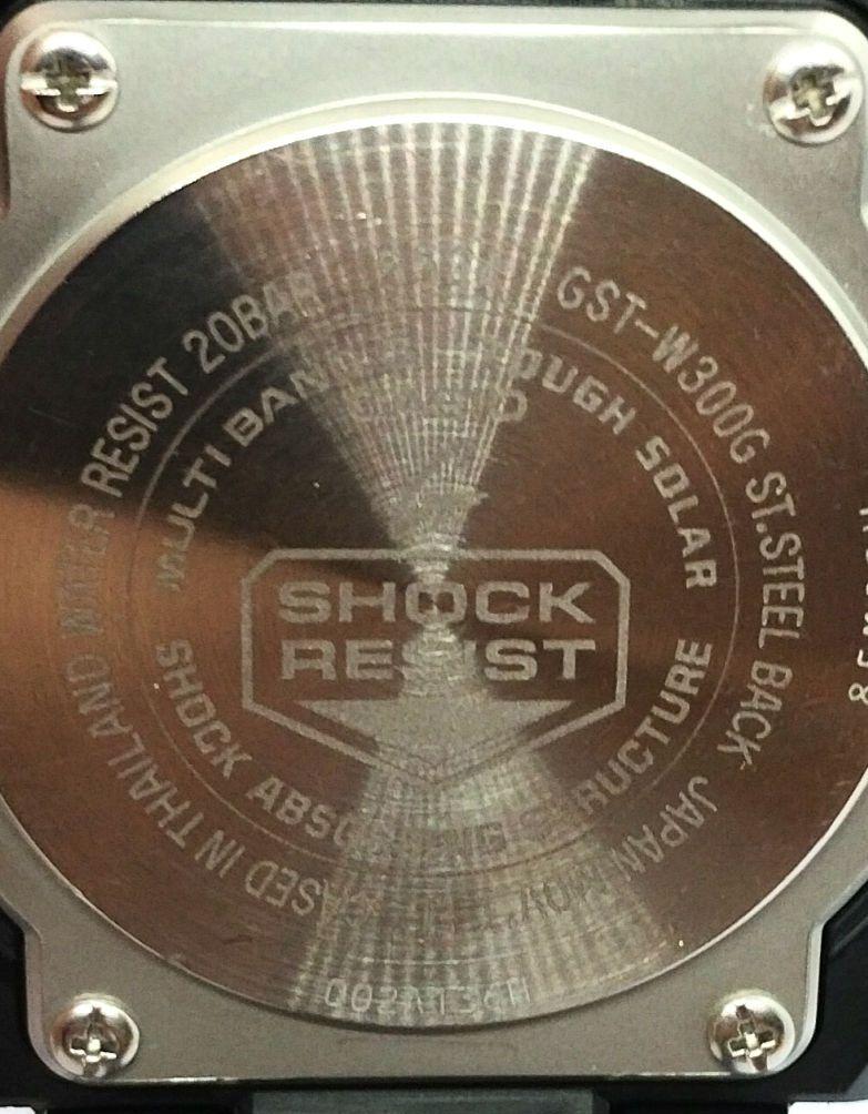 箱付き　CASIO G-SHOCK GST-W300G　ブラック