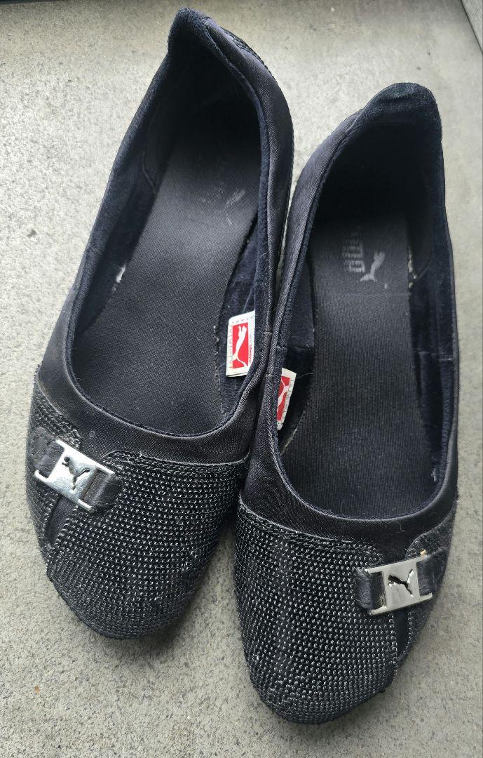 PUMA フラットシューズ