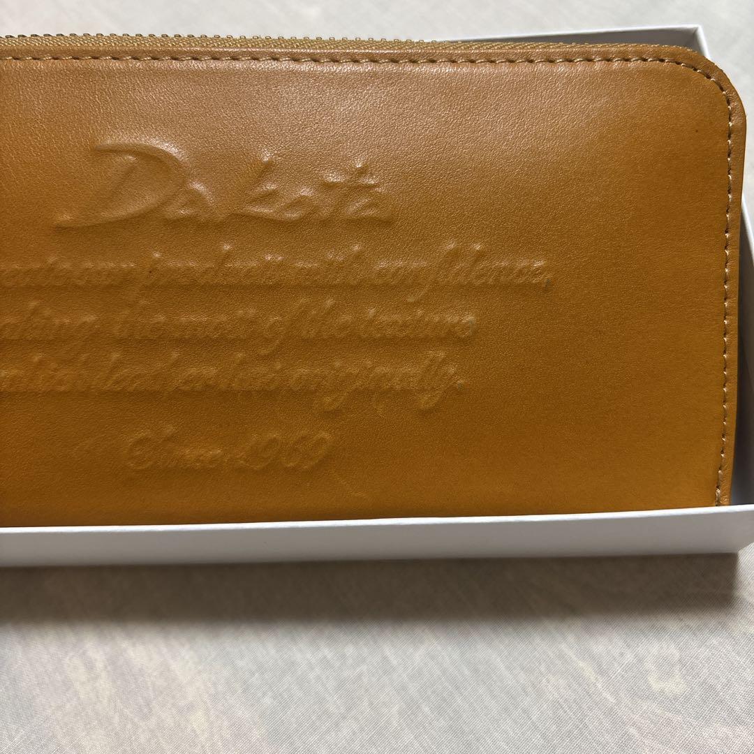 (希少)Dakota エンボス加工 レザー長財布