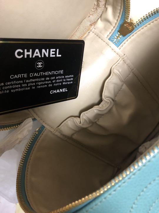 chanel  ティファニーブルー